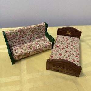 Maple Town Calico Critter Couch Sofa Twin Bed Bandai 1986 Dollhouse Furniture